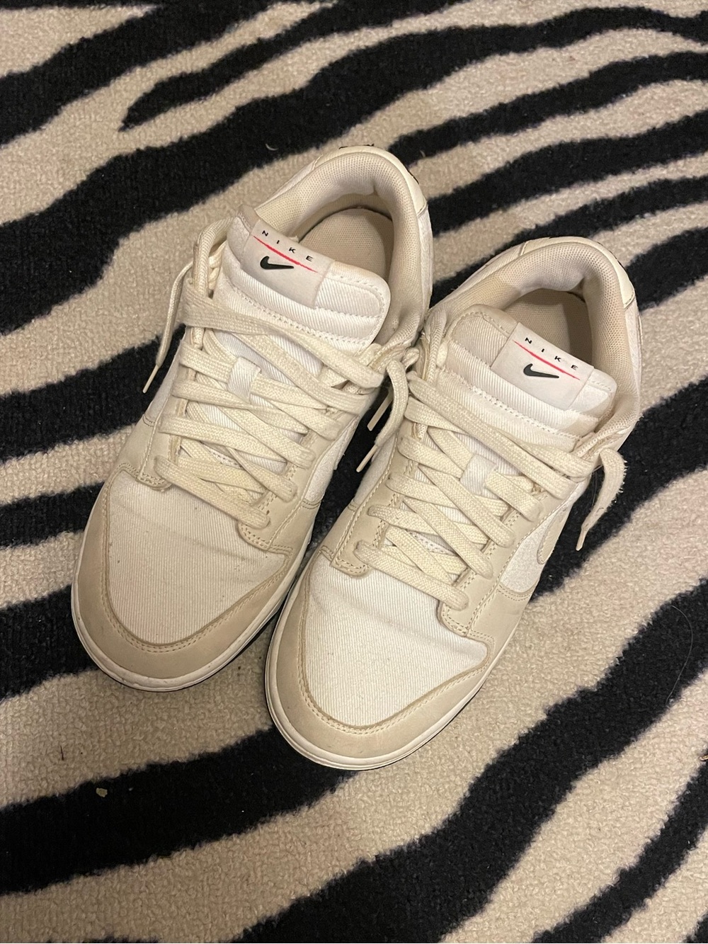 Nike Low-Top Sneakers in Cream and White